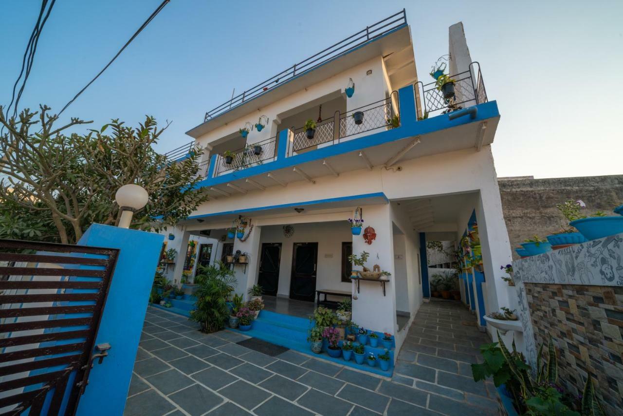 Iora Guest House Bharatpur Exteriör bild